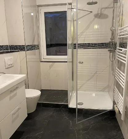 Apartment Ferienwohnung Cologne
